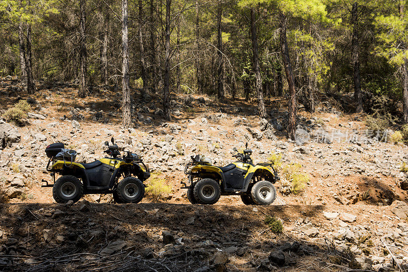 停atv quad自行车极限户外冒险概念